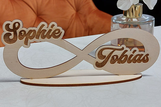 personalisierte Holzgravur "Unendliche Liebe 2"